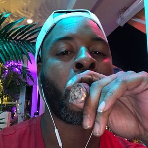 Meet your Posher, Deandre